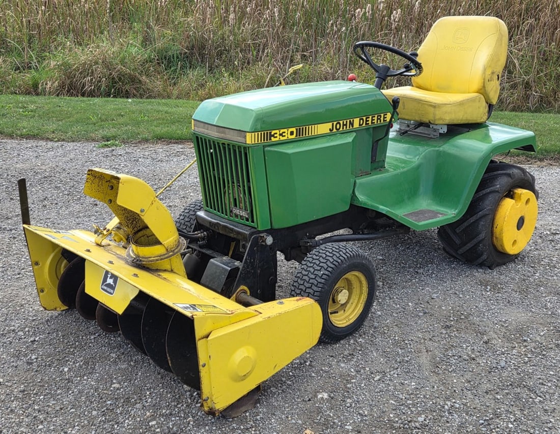 1986 John Deere 330 Diesel with Snow Blower: SELLS WITH NO RESERVE One year of production diesel garden tractor 16hp 3 cylinder Yanmar diesel Rear wheel weights Seat has been replaced Hydrostatic transmission Front mounted snowblower Hydraulic l