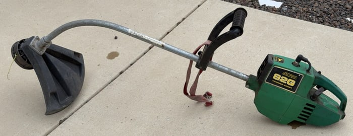 John Deere 82G Trimmer Edger
