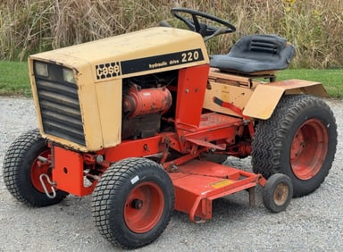 1972 Case Hydraulic Drive 220 Garden Tractor
