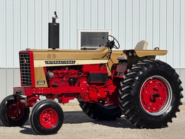 1970 International Harvester 826 Gold Demonstrator