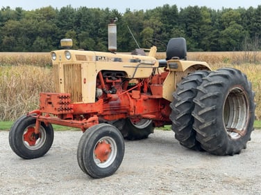 1966 Case 730 (741) Comfort King