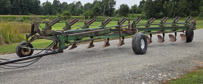 Oliver 10 Bottom Trailer Plow