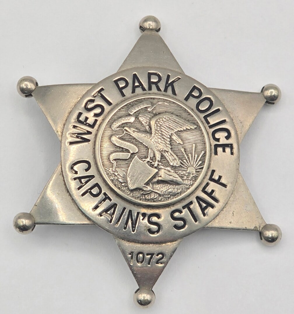 Obsolete C.H. Hanson West Park Illinois Police Captain's Staff Star Badge #1072 (1 of 2)