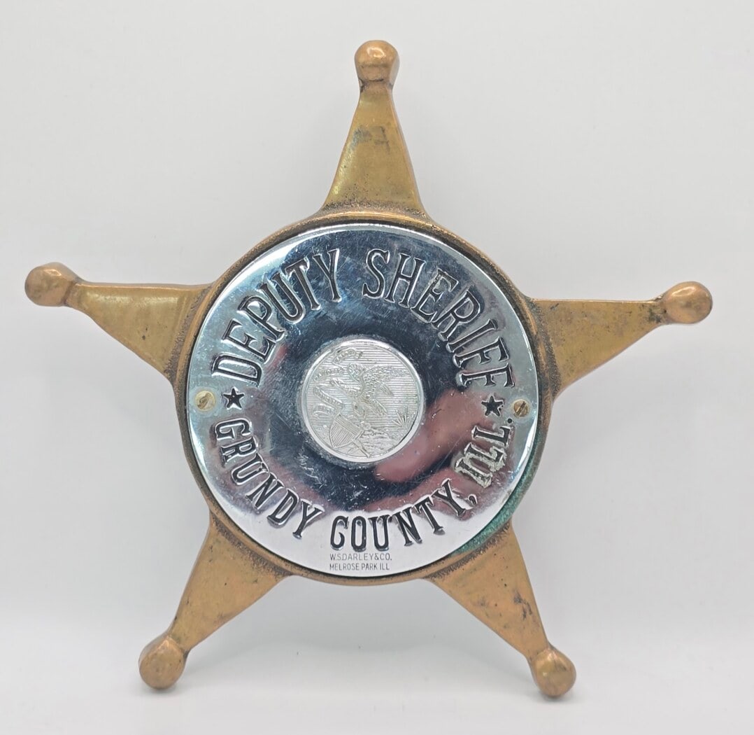 Obsolete Deputy Sheriff Grundy County Illinois Bronze Automobile 5-Point Star Bumper Badge (1 of 3)