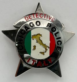 Obsolete Newer Chicago Police Detective Italy Nationality Badge