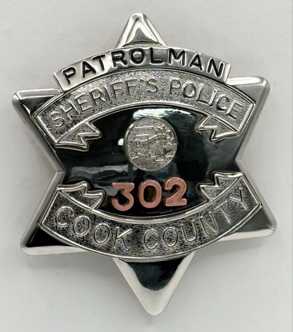 Obsolete Blackinton Cook County Illinois Sheriff's Police Patrolman Star Badge #302 (1 of 2)