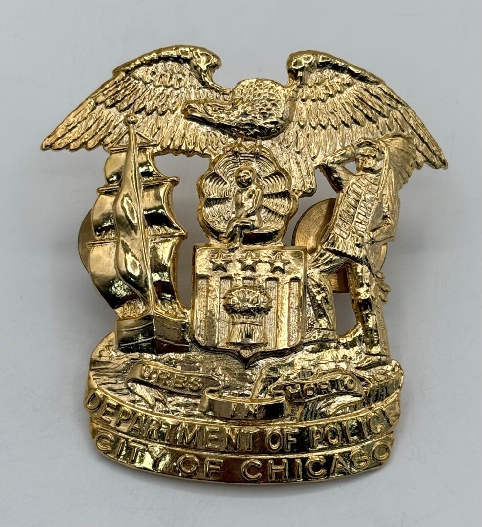 Obsolete City Of Chicago Department Of Police Cap Badge (1 of 2)