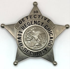 Obsolete C.H. Hanson Hyatt Regency Chicago Security Detective 5-Point Star Badge #30