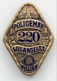 Obsolete Los Angeles California Police Policeman Badge #220
