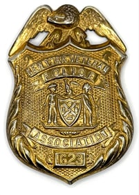 Obsolete New York Veteran Police Association Shield Badge #1623