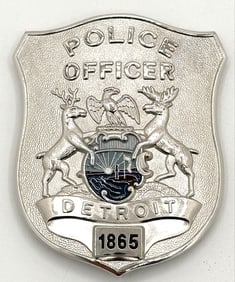 Obsolete Smith & Warren Detroit Police Officer Shield Badge #1865