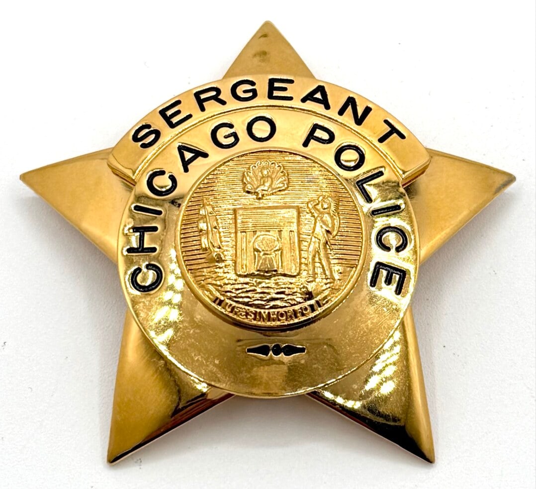 Obsolete V.H. Blackinton Named Retired Chicago Police Sergeant Presentation Star Badge (1 of 2)