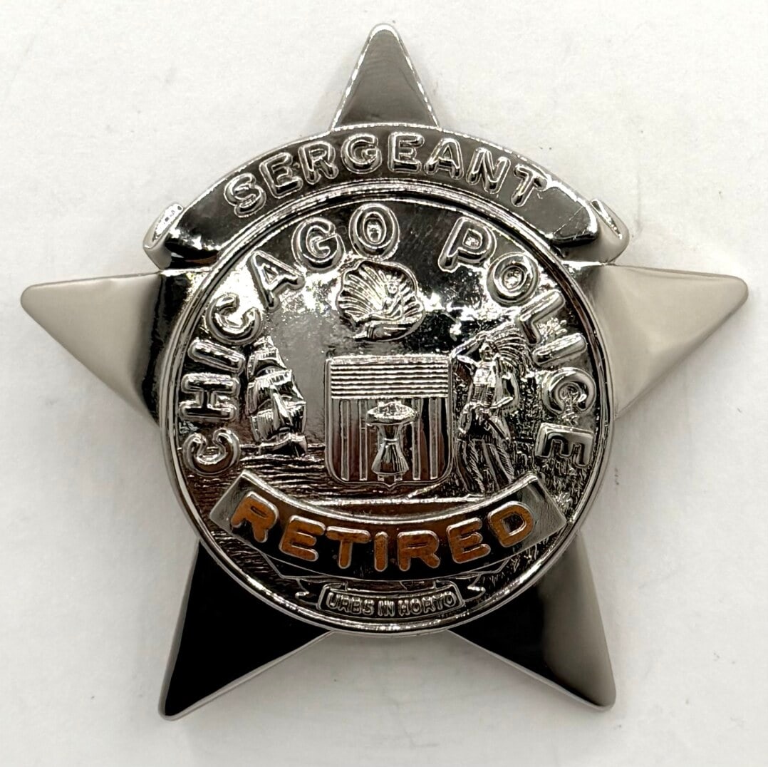 Obsolete Blackinton Retired Chicago Police Sergeant Star Badge: Obsolete Retired Chicago Police Sergeant 5-Star Badge. The badge has a pin back and has only light wear. Maker marked Blackinton. It measures approximately 2-5/8" tall by 2-3/4" across.