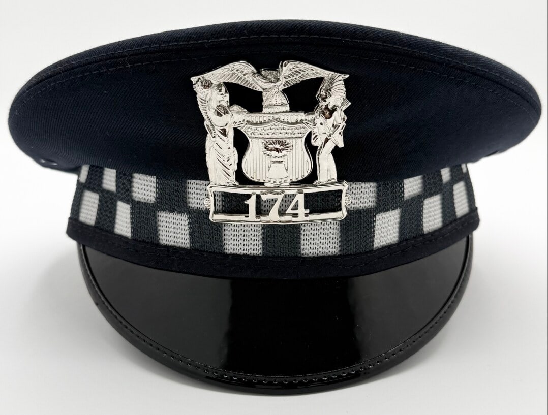 Obsolete Chicago Police Department Cap & Badge (1 of 5)