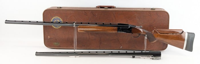Browning BT-99 Two Barrel Set Single Shot Trap Shotgun w/ Case