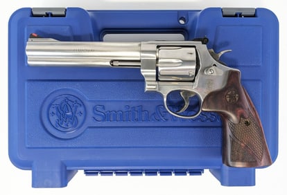 Smith & Wesson Model 629-6 Classic .44 Magnum Revolver w/ Case