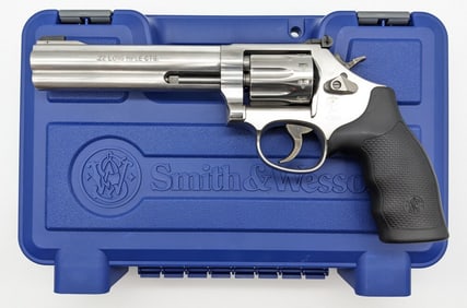 Smith & Wesson Model 617-6 .22 LR 10-Shot Revolver w/ Case