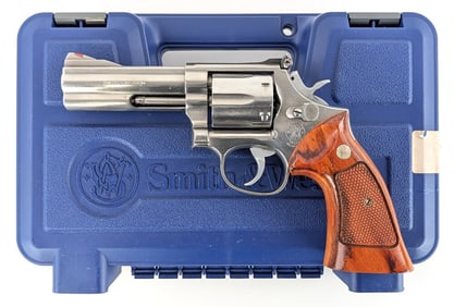 Smith & Wesson Model 686 .357 Magnum Revolver w/ Case