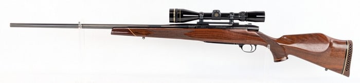 Weatherby Mark V .300 Mag Bolt Action Rifle