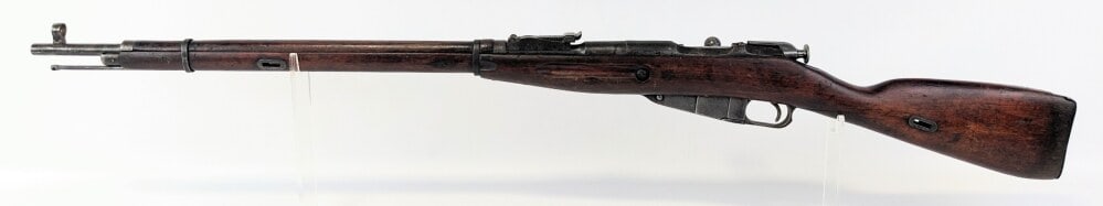 Pre WWII Russian M91/30 Mosin Nagant 7.62 x 54r Bolt Action Rifle: Manufacturer: Russian, Model: M91/30, Type: Rifle, Caliber/Gauge: 7.62 x 54r, Barrel: 29-1/2 inch, Choke: , Finish: Bare Metal, Grip: , Stock: Wood, Condition: Aged with heavy finish wear and some pit