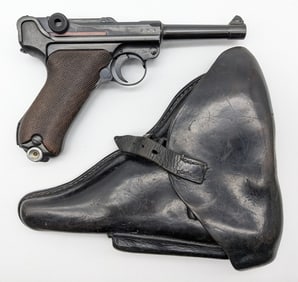 WWII German 1939 Mauser-Werke P.08 Luger #'s Matching 9mm Semi Auto Pistol w/ Holster