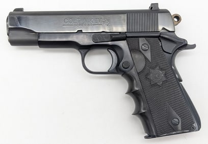 Colt Lightweight Commander Mk IV Series 80 .45 ACP Semi Auto Pistol