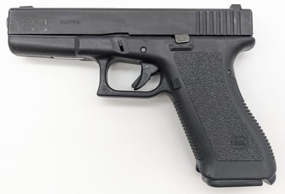 Glock Model 17 9mm Semi Auto Pistol