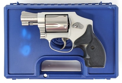 Smith & Wesson Model 642-1 Airweight .38 Spl Hammerless Revolver w/ Case