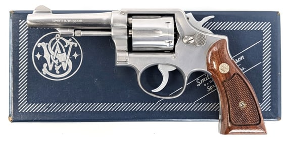 Smith & Wesson Model 64 Military & Police .38 Spl Revolver w/ Box