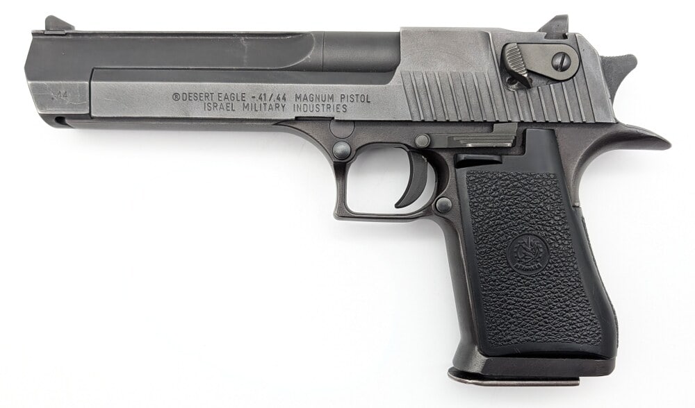 IMI Magnum Research Desert Eagle .44 Magnum Semi Auto Pistol: Manufacturer: I.M.I. Magnum Research, Model: Desert Eagle, Type: Pistol, Caliber/Gauge: .44 Mag, Barrel: 6 inch, Choke: , Finish: Black, Grip: Plastic, Stock: , Condition: Nice with light scuffs and w