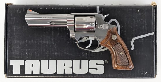 Taurus Model 941 .22 Magnum 8-Shot Revolver w/ Box