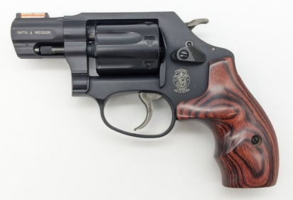 Smith & Wesson Model 351PD Air Lite PD .22 M.R.F. 7-Shot Revolver