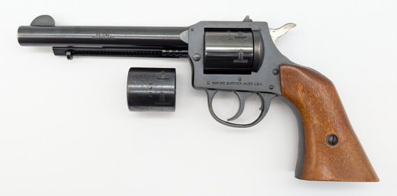 H&R Model 649 .22 LR / .22 WMR 6-Shot Revolver