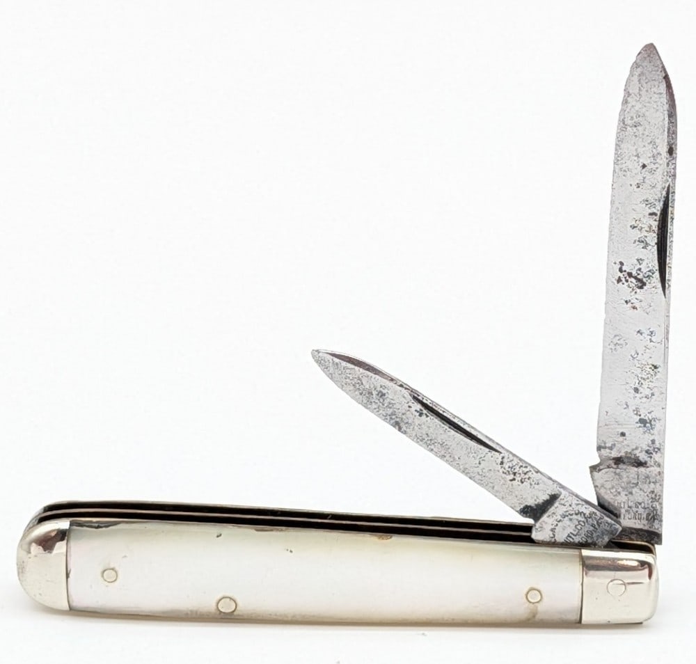 1905-20 Case Brother's Mother of Pearl Small Jack Knife (1 of 3)