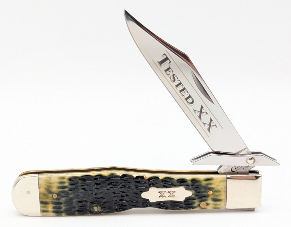 2015 Case XX Tested XX Olive Green Bone Cheetah 6111 1/2: Knife is in like new condition. Overall measures 4-3/8in when closed.