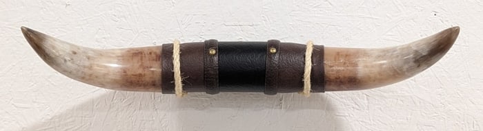 19in Leather Wrapped Steer Horn Mount