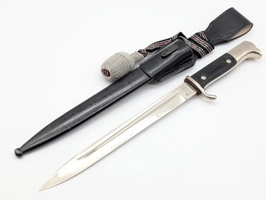 WWII German E. Pack & Sohne Hand Engraved Dress Bayonet w/ Scabbard Frog & Acorn