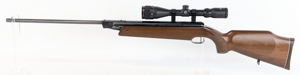 FWB Model 124 Sport .177 Cal Single Shot Air Rifle: Features a Hawke 3-9x40 scope. Rifle is in very nice condition with some light finish wear from use and handling. Overall measures 43-1/2in long. Ref #: 1014