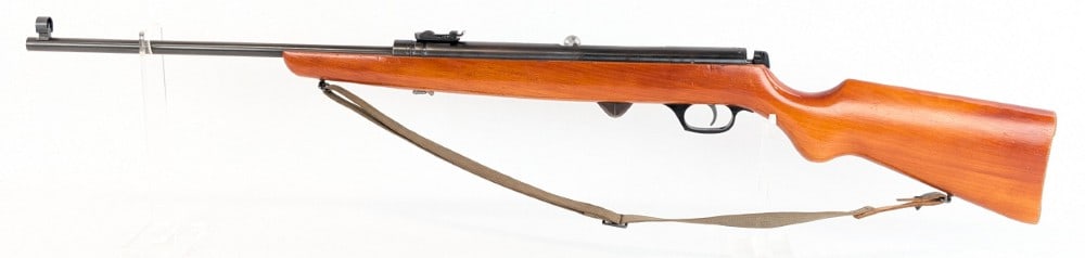 Haenel Model 810 4.4mm Target Air Rifle: Rifle is in nice condition with light scuffs on the receiver and barrel, and some dings on the stock from use and handling. Ref #: 1049