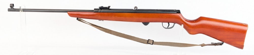 Haenel Model 310 4.4mm Target Air Rifle: Rifle is in very nice condition with light scuffs and wear from use and handling.? Ref #: 1051