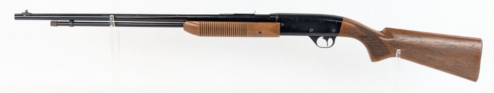 Daisy Model 572 Fieldmaster Pump Action BB Air Rifle: Rifle is in good used condition with scattered scuffs and scratches from use and handling. Rifle does not want to stay cocked. Ref #: 1060