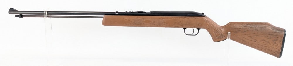 Smith & Wesson Model 80G .177 Cal BB Air Rifle: Rifle is in good condition with light scuffs and wear from use and handling. Ref #: 1062