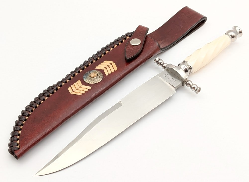 Ltd 1977 Jimmy Lile Manuel "Lone Wolf" Gonzaullas Texas Ranger Bowie Knife w/ Sheath: These knives were a limited run of 100 made in 1977, the year of Gonzaullas death to raise money for the Texas Rangers Library and Museum. These knives originally came paired with a Colt pistol. Featu