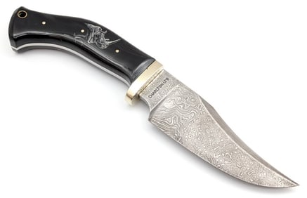 Charlston LTD Damascus Scrimshaw Horn Skinner