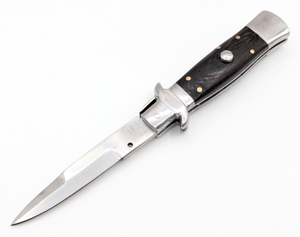 Unmarked Smooth Wood Pick Lock Switchblade Knife (1 of 7)