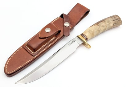1970's Randall Model 3 7in Finger Groove Stag Hunter w/ Rough Back Sheath