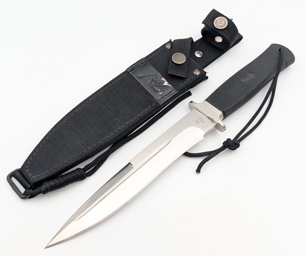 Katz 8008 Large Alley Cat w/ Sheath (1 of 8)