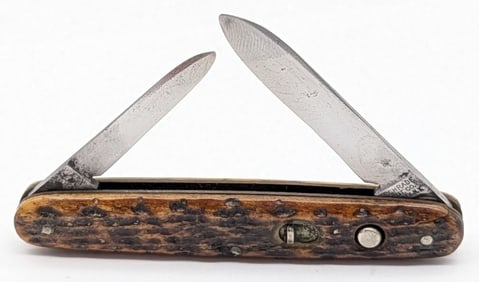 Schrade Cut Co. Jigged Bone 2-Blade Switchblade Knife