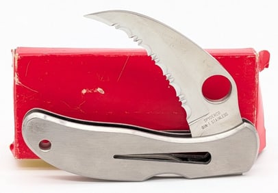 Spyderco Harpy Lockback Folding Knife w/ Box