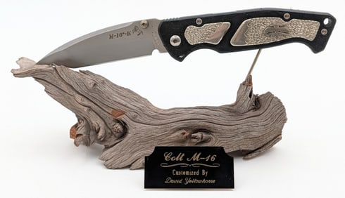 Colt M-16-K David Yellowhorse Auto Folder w/ Stand